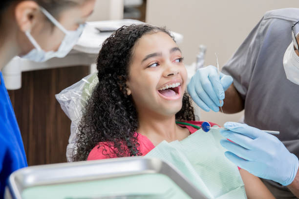 Best Emergency Root Canal Treatment in Mango, FL